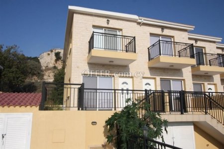 New For Sale €185,000 House (1 level bungalow) 2 bedrooms, Semi-detached Paphos