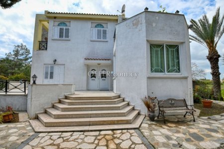 5 Bed Detached Villa for Sale in Paralimni, Ammochostos - 11