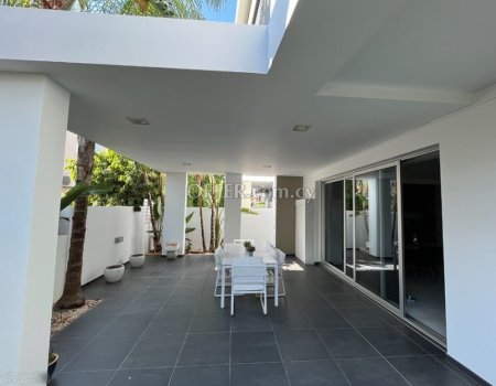 For Sale, Modern Four-Bedroom Detached House in Lakatamia - 3