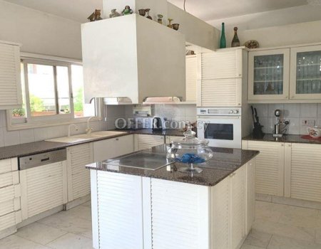 For Sale, Three-Bedroom Detached House in Aglantzia - 4