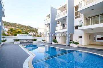 2 Bedroom House  In Voroklini, Larnaca - With Communal Swimming Pool