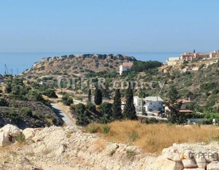 Residential Plot in Agios Tychonas