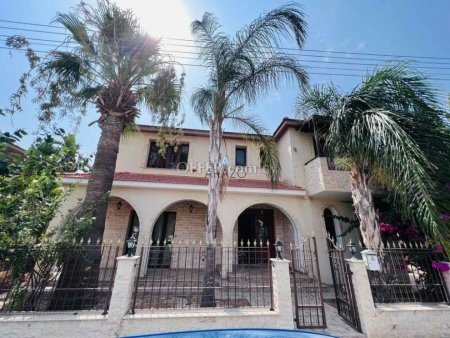 4 Bed House for Rent in Oroklini, Larnaca - 1