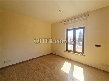 6 Bedroom House  In Tseri, Nicosia