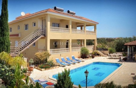 8 Bed Detached House for rent in Kolossi, Limassol