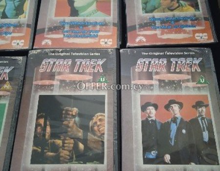 11 original videocassettes star Trek, star wars.
