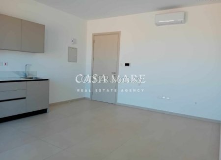 Furnished new one-bedroom apartment in Aglantzia.