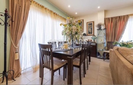 Detached ground floor house 4 bedrooms in DALI area of Ilioupoli. - 4