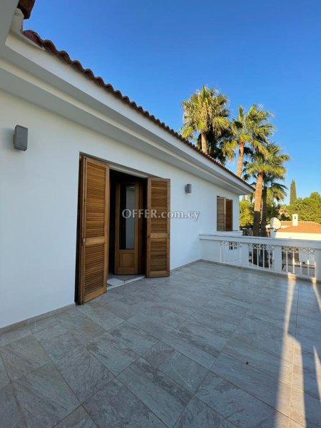 New For Sale €1,350,000 Villa 6 bedrooms, Detached Aglantzia Nicosia - 1