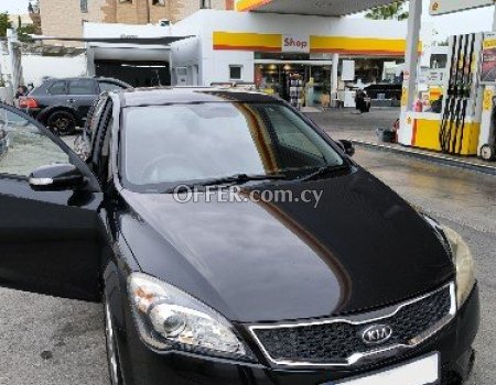 2012 KIA Ceed 1.6L Petrol Automatic Hatchback - 1