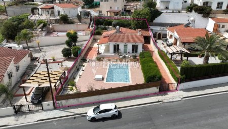 Villa For Sale in Peyia, Paphos - DP4066
