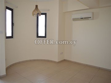 Luxury Modern 2 Bedroom Apartment  In Nicosia - 3