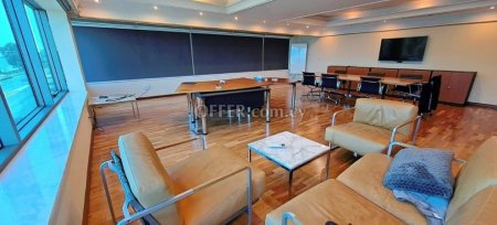 Commercial Building for rent in Neapoli, Limassol - 10