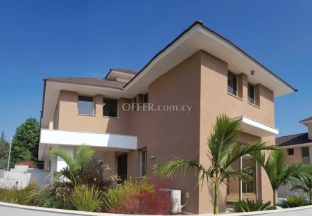 4 Bed Detached Villa for rent in Pyrgos - Tourist Area, Limassol - 1