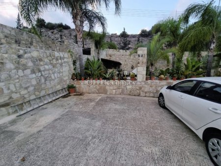 3 Bed Detached Villa for rent in Axylou, Paphos - 4