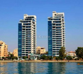 SEAFRONT FLAT FOR SALE IN LIMASSOL - CYPRUS - 1