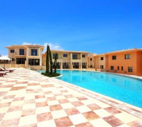 FLAT FOR SALE IN PAPHOS - CYPRUS - 2
