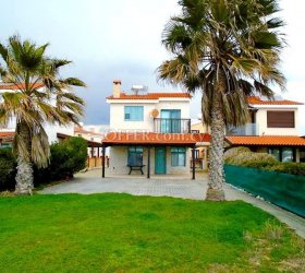 SEAFRONT HOUSE FOR SALE IN PERVOLIA LARNACA - 5