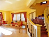 4 bedroom villa for sale in Sea Caves - 6
