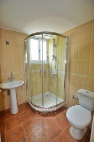 7 bed villa sea front sea caves - 4