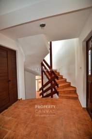 7 bed villa sea front sea caves - 2