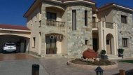 4-bedroom Detached Villa 370 sqm in Pano Lefkara - 3