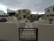 3 Bed House for Sale in Aradippou, Larnaca - 1
