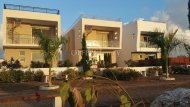 THREE BEDROOM HOUSE IN CHLORAKA - 6