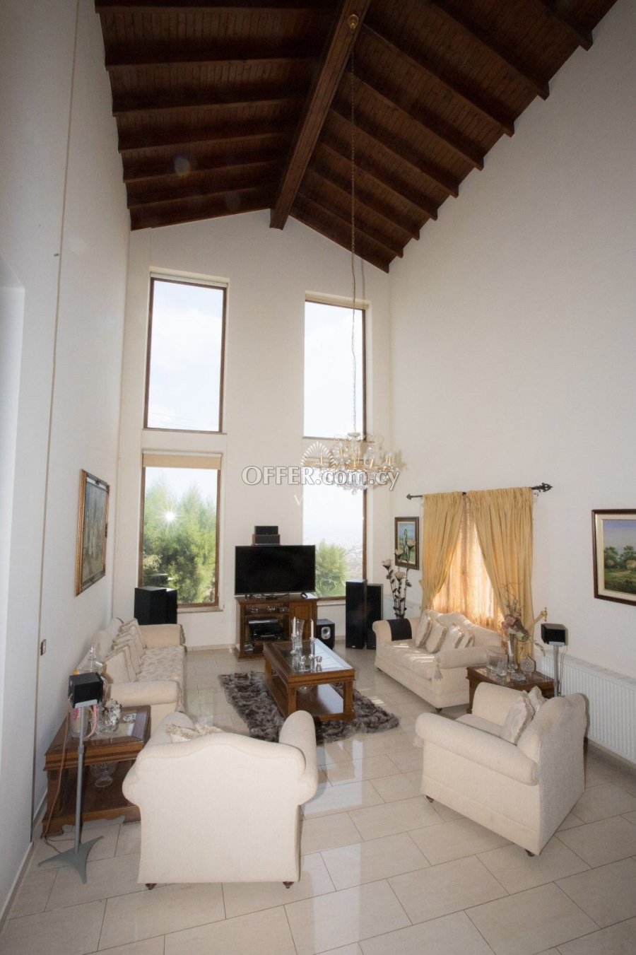 BEAUTIFUL SEVEN BEDROOM VILLA WITH MAGNIFICENT PANORAMIC SEA VIEW IN PANTHEA - 4