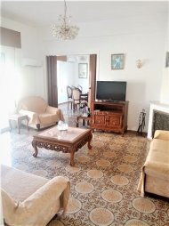 COZY TWO BEDROOM UPPER HOUSE IN THE HEART OF LIMASSOL - 4