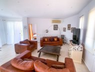 Five bedroom villa for sale in Peyia, St George - 3