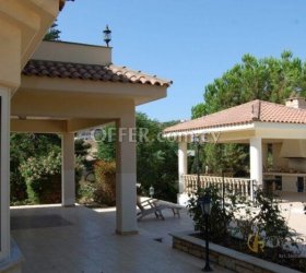 4 Bedroom House in Pyrgos Village - 1