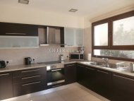 Five bedroom villa for sale in Tala - 9