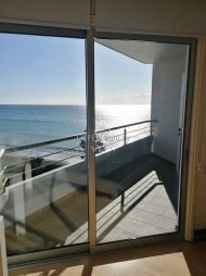 THREE BEDROOM BEACH APARTMENT WITH BREATHTAKING SEA VIEW - 3