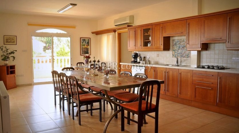 Luxury Villa in Kolossi - 7