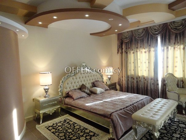 Luxury Villa in Agios Athanasios - 4
