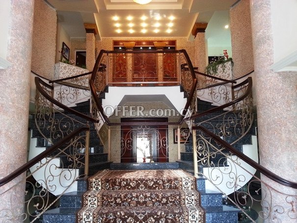 Luxury Villa in Agios Athanasios - 5