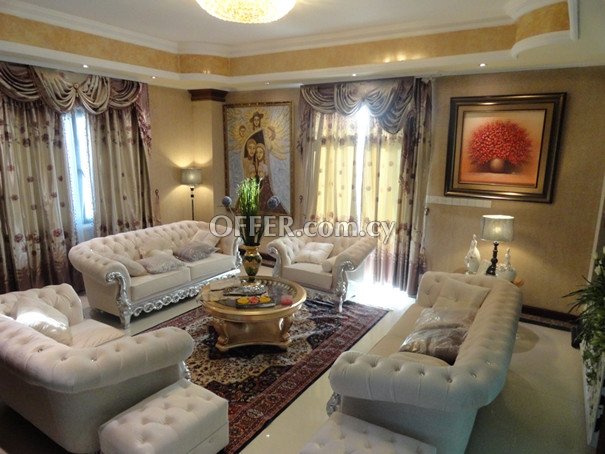 Luxury Villa in Agios Athanasios - 9