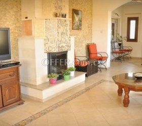 Luxury Villa in Kolossi - 6