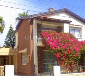 3 Bedroom House in Papas Area