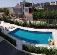 THREE BEDROOM DUPLEX APARTMENT FOR SALE TWO MINUTES FROM THE BEACH