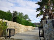 4-bedroom Detached Villa 340 sqm in Pissouri