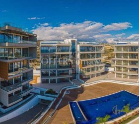 3 Bedroom Apartment in Agios Tychonas - 1