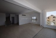 Luxury three-storey apartment in Larnaca - 4