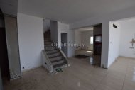 Luxury three-storey apartment in Larnaca - 3