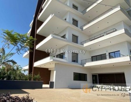 Luxury 3 Bedroom Apartment in Tourist Area - 3