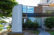 MODERN SEAFRONT OFFICE FOR SALE - 3