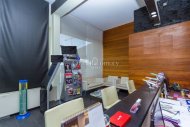MODERN SEAFRONT OFFICE FOR SALE - 11