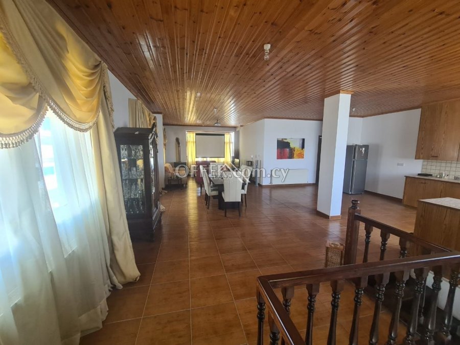 5 Bed House for Sale in Kokkinotrimithia, Nicosia - 2