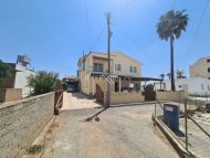 5 Bed House For Sale in Kokkinotrimidia, Nicosia